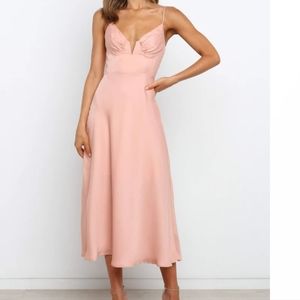 Petal & Pup Peach Tino Plunging Fit & Flare Satin Midi Dress 4US